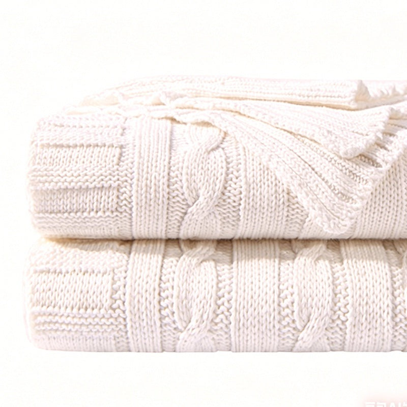 Gemütlicher Kabelstrickpullover