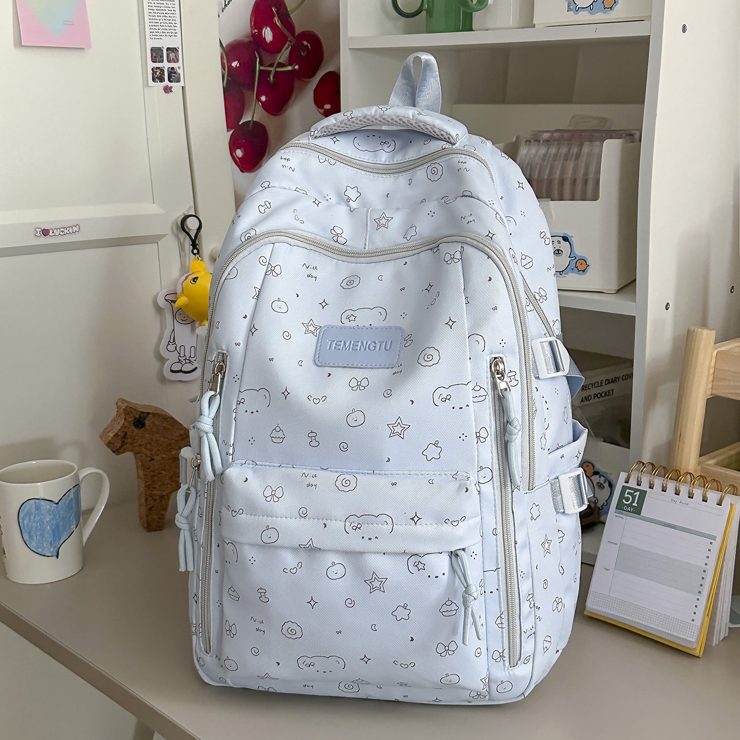 Lässiger bedruckter Schulrucksack