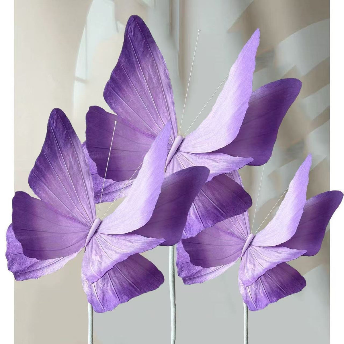 Künstliches Blumenarrangement