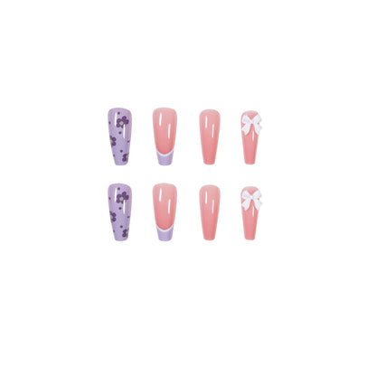 Kunstvolle Nagelverlängerungen im floralen Design Brehn
