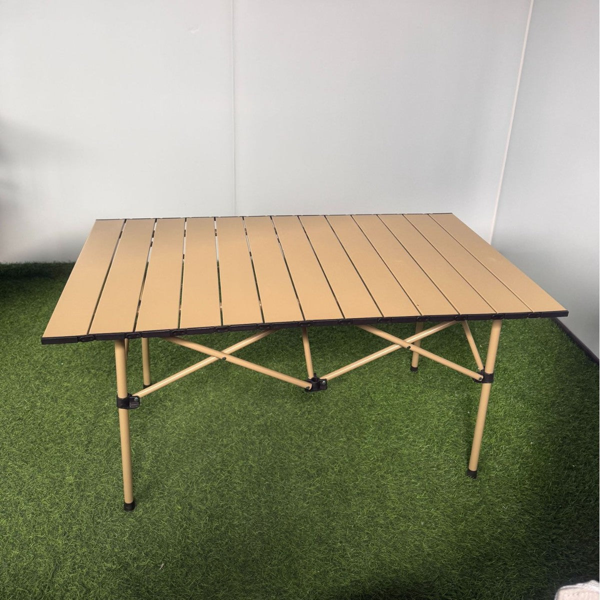 Faltbarer Outdoor-Tisch Brehn