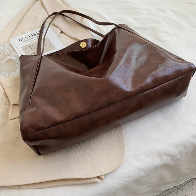 Elegante vegane Leder-Handtasche