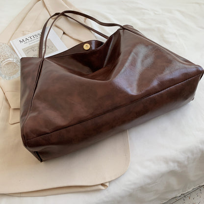 Elegante vegane Leder-Handtasche