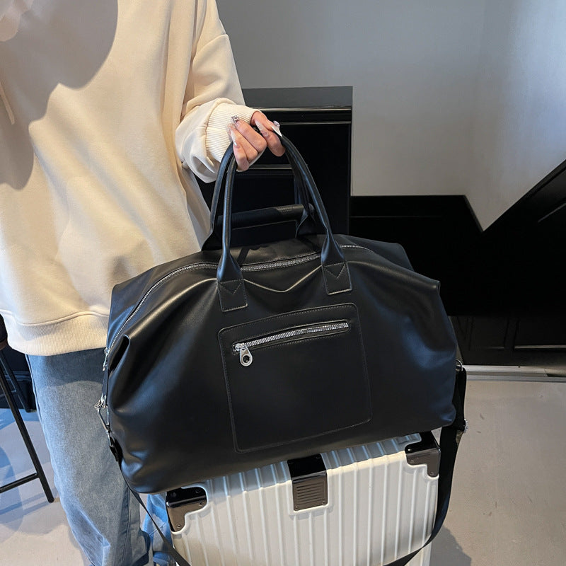 Stilvolle Reisetasche mit Robustem Design und Verstellbarem Schultergurt Brehn