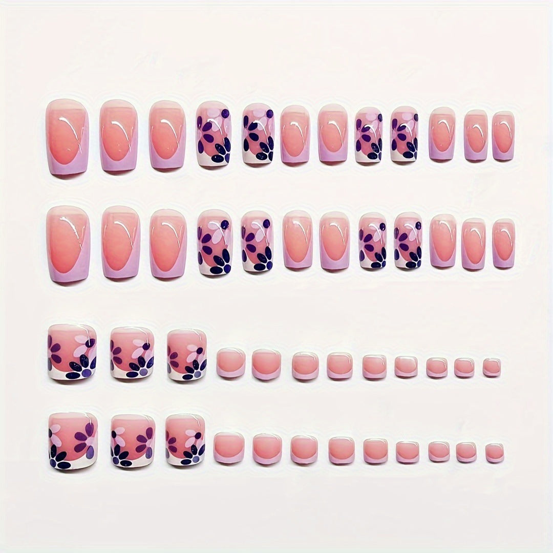 Dekorativer Press-On Nagelkunstset mit Blumenmuster Brehn