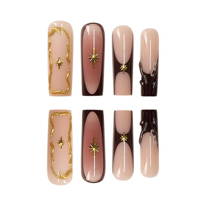 Künstlerische Lange Press-On Nagelkunstverlängerungen mit Goldverzierungen Brehn