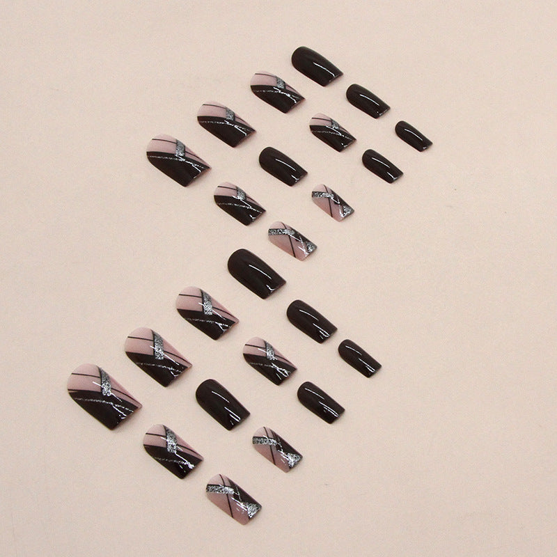 Künstlerisches Glam Nageldesign Set Brehn