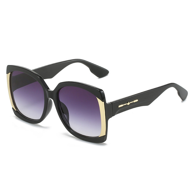 Übergroße Schildpatt-Sonnenbrille mit goldenen Akzenten Brehn