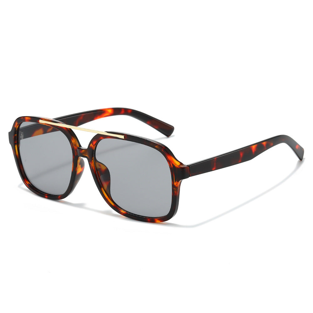 Retro-inspirierte Schildkrötensonnenbrille Brehn