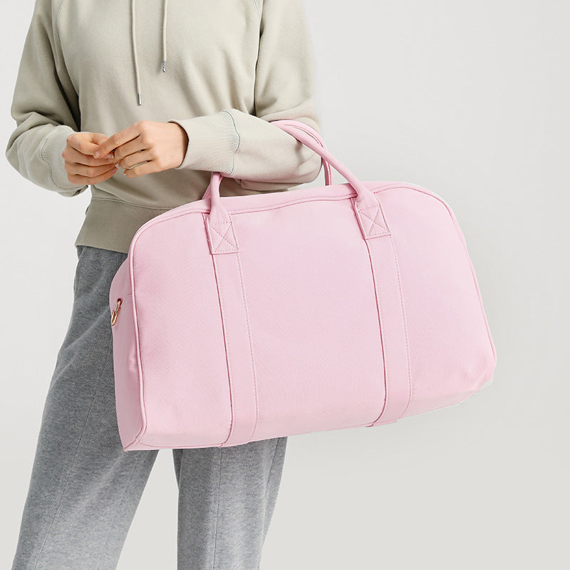 Stilvolle und Geräumige Sport- Sowie Reisetasche Brehn