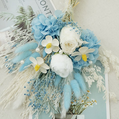 Elegante Trockenblumenstraußarrangement