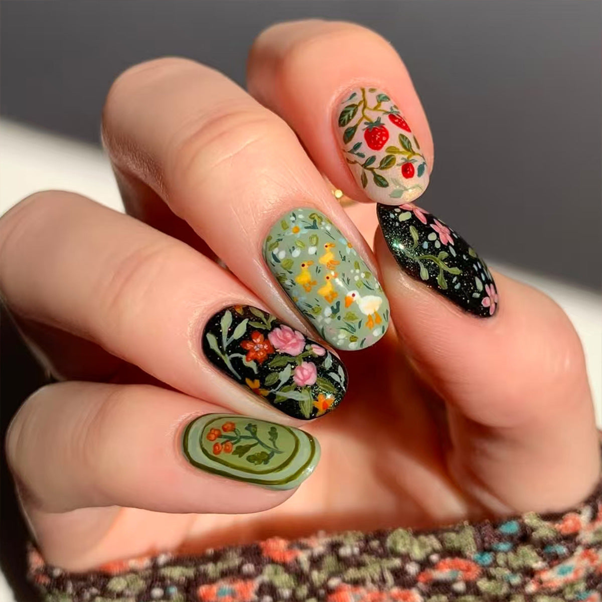 Kreative Nagelkunst Brehn