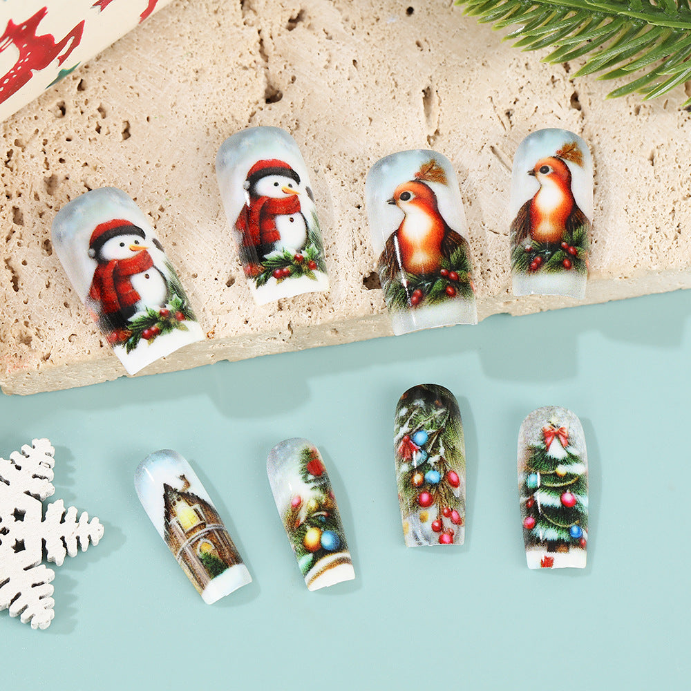 Kreative Kunstnägel im festlichen Weihnachtsdesign Brehn