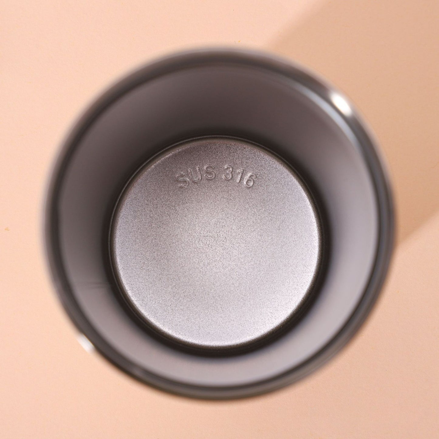 Stilvolle isolierte Wasserflasche Brehn