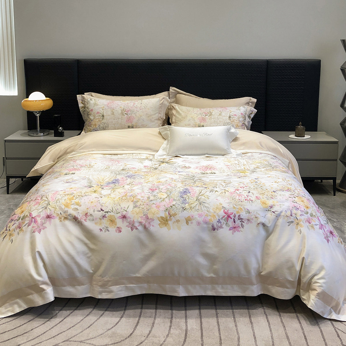 Luxuriöses Baumwollsatin-Bettwäsche-Set mit Tier-Toile-Motiv und Satinkante