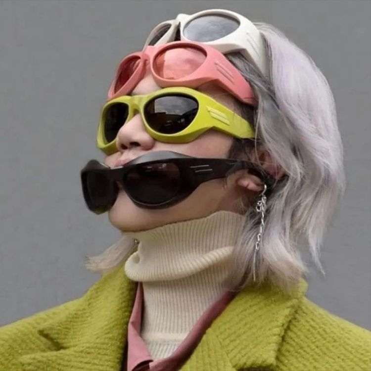 Damen sportliche Sonnenbrille mit ergonomischem Design und UV-Schutz Brehn