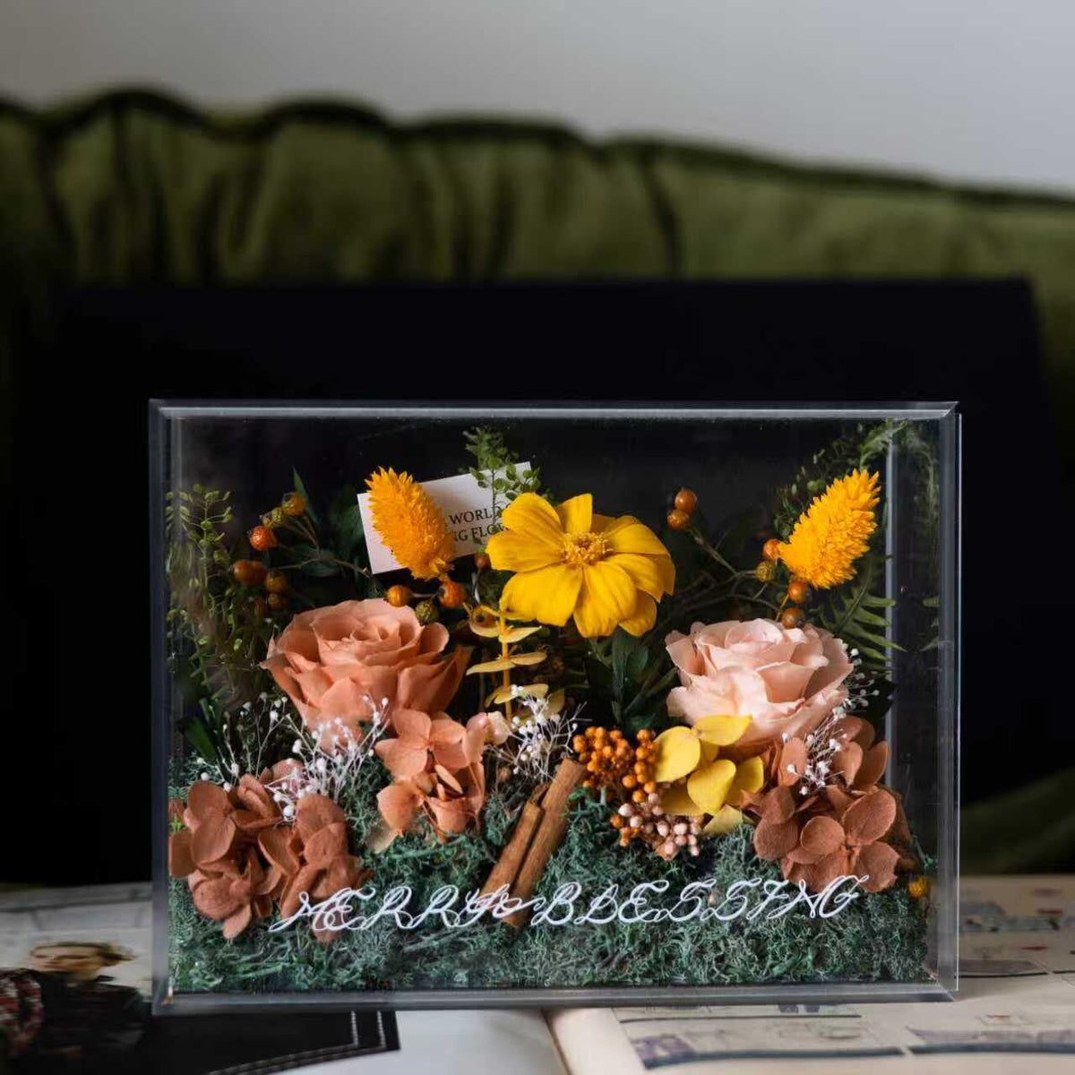 Konservierte Blumenanzeige Box