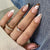 Künstlerisches Stiletto Press-On Nail Set mit einzigartigem Blumenmuster Brehn