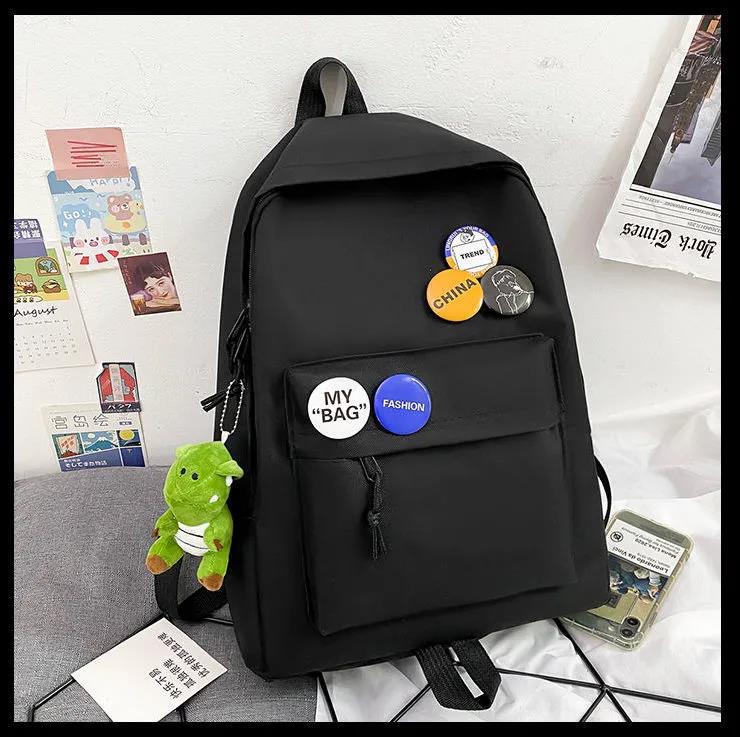 Rucksack mit Kreativem Button-Design Brehn