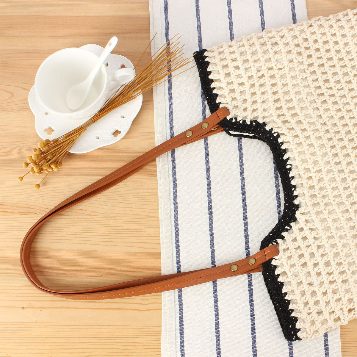 Elegante Handgefertigte Korbtasche mit Breitem Ledergriff Brehn