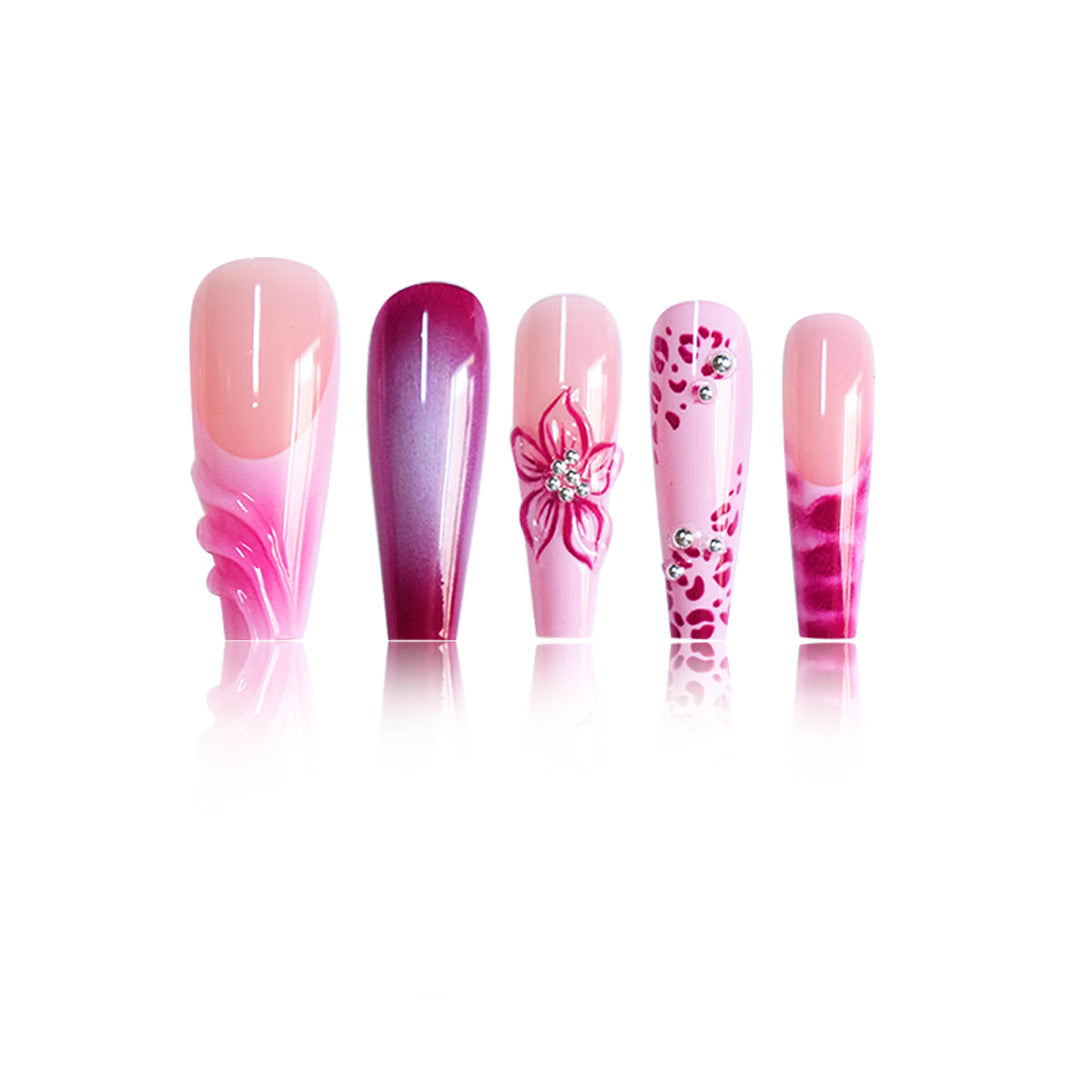 Florale dekorative Press-On-Nagelkunst Brehn