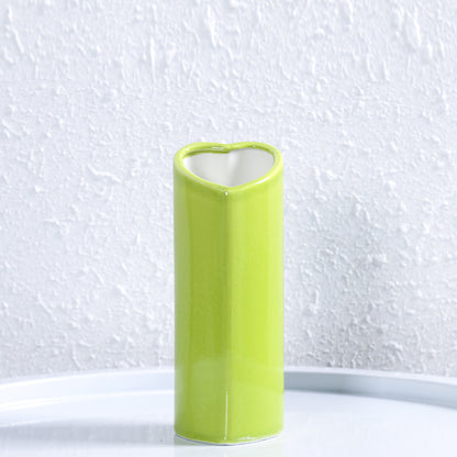 Herzförmige elegante Keramikvase Brehn
