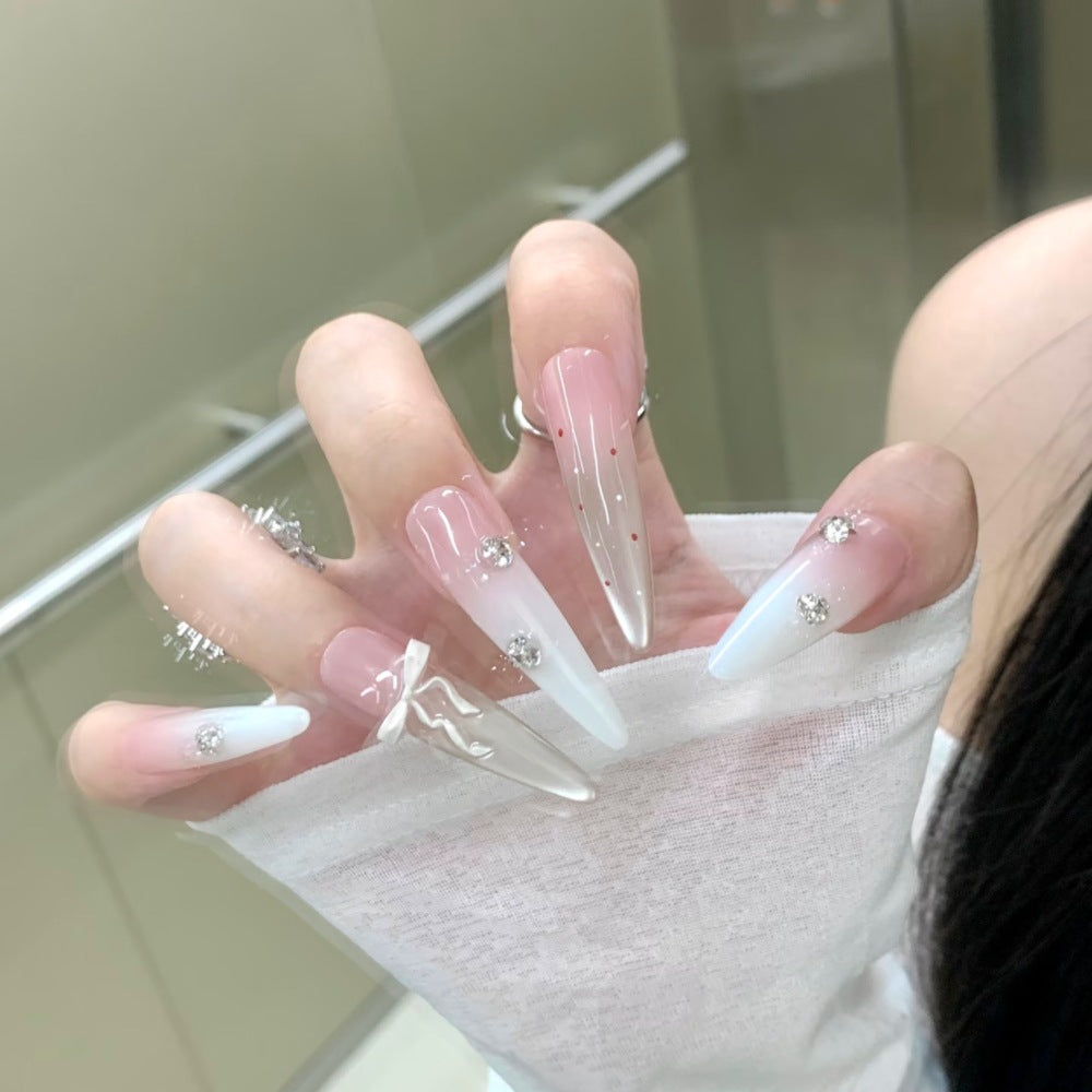Dekoratives Press-On-Nageldesign Brehn
