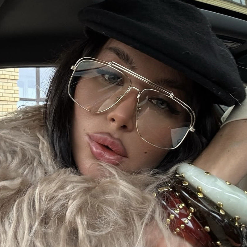 Damen elegante quadratische Sonnenbrille mit goldenen Akzenten Brehn