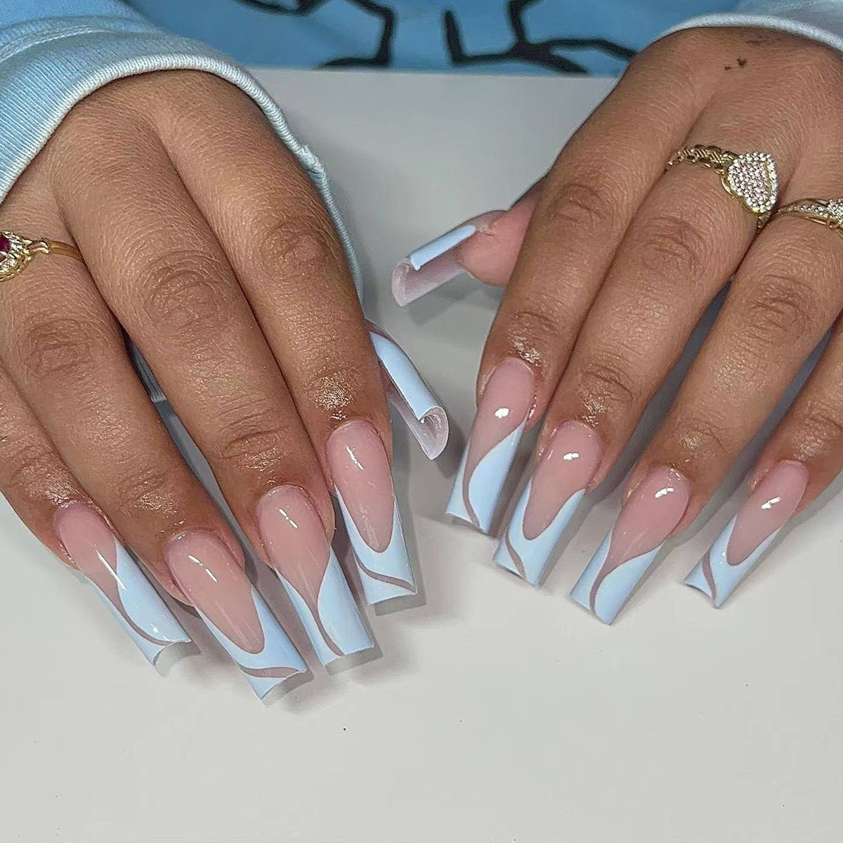 Kreative und stilvolle Nagelkunst Brehn