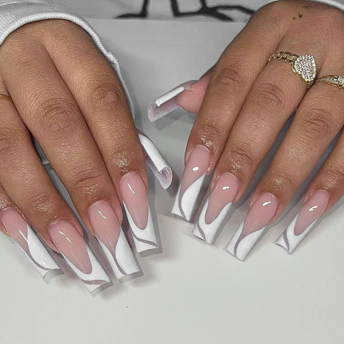 Elegante Stiletto Kunstnägel Brehn