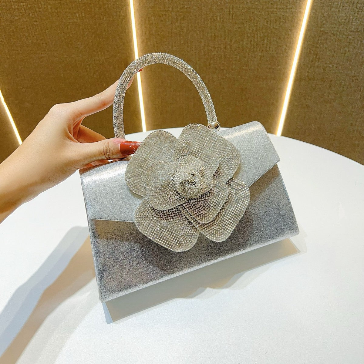 Glamouröse Floral-Beschmückte Abendhandtasche