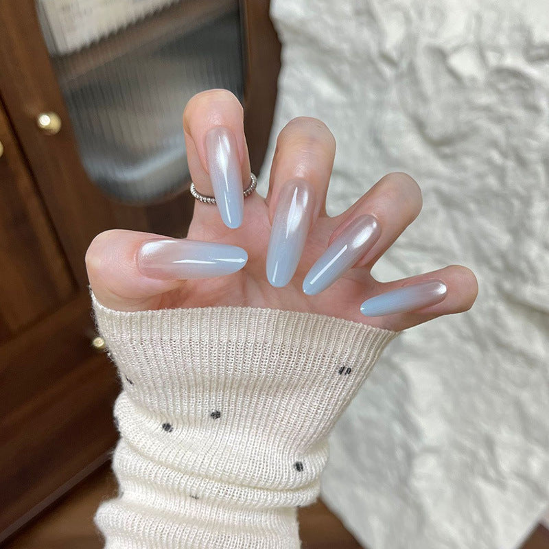 Elegante glitzernde Acrylnagelerweiterungen Brehn
