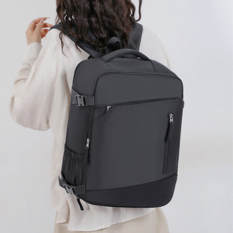 Minimalist Multi-Compartment Rucksack Brehn