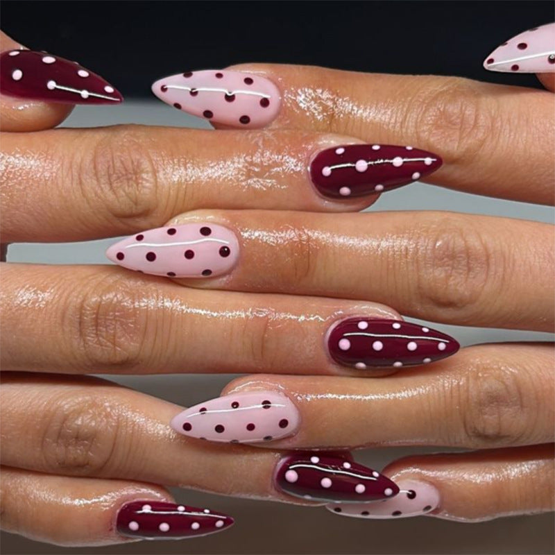 Künstlerische Polka Dot Stiletto Press-On Nägel Brehn