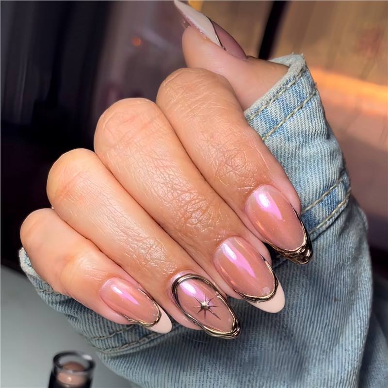 Premium glitzernde French Tip Press-On Nägel mit goldenen Akzenten Brehn