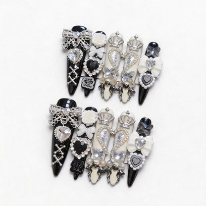 Gothic-inspirierte dekorative Nagelkunst-Clips