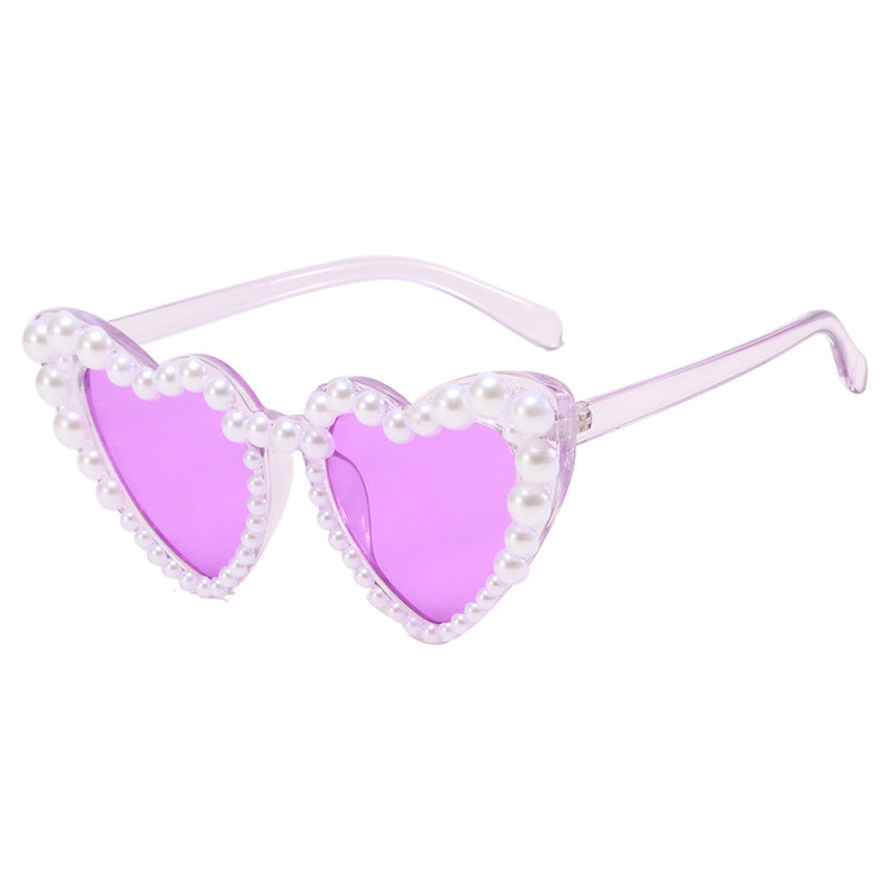 Damen Herzförmige Sonnenbrille mit perlverziertem Rahmen Brehn