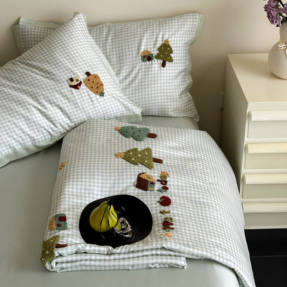 Bettwäsche-Set mit bestickten Teddy-Motiven und feinem Vichy-Karo