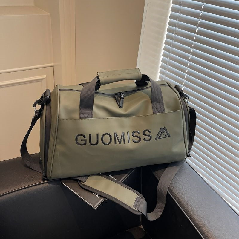 Sportliche Reisetasche Mit Vielen Organisationstaschen Brehn