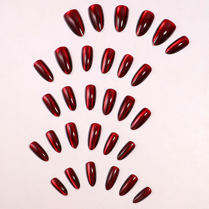 Glänzendes mandelförmiges Press-On-Nagelset Brehn
