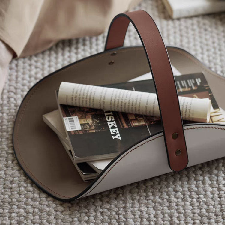 Stylischer Lederzeitschriftenhalter