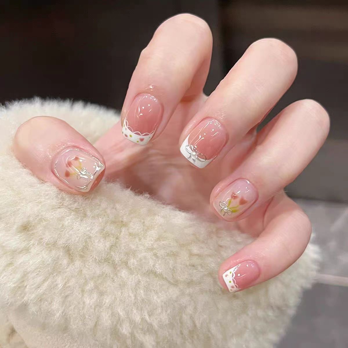 Blumenmuster Press-On Nagelset Brehn