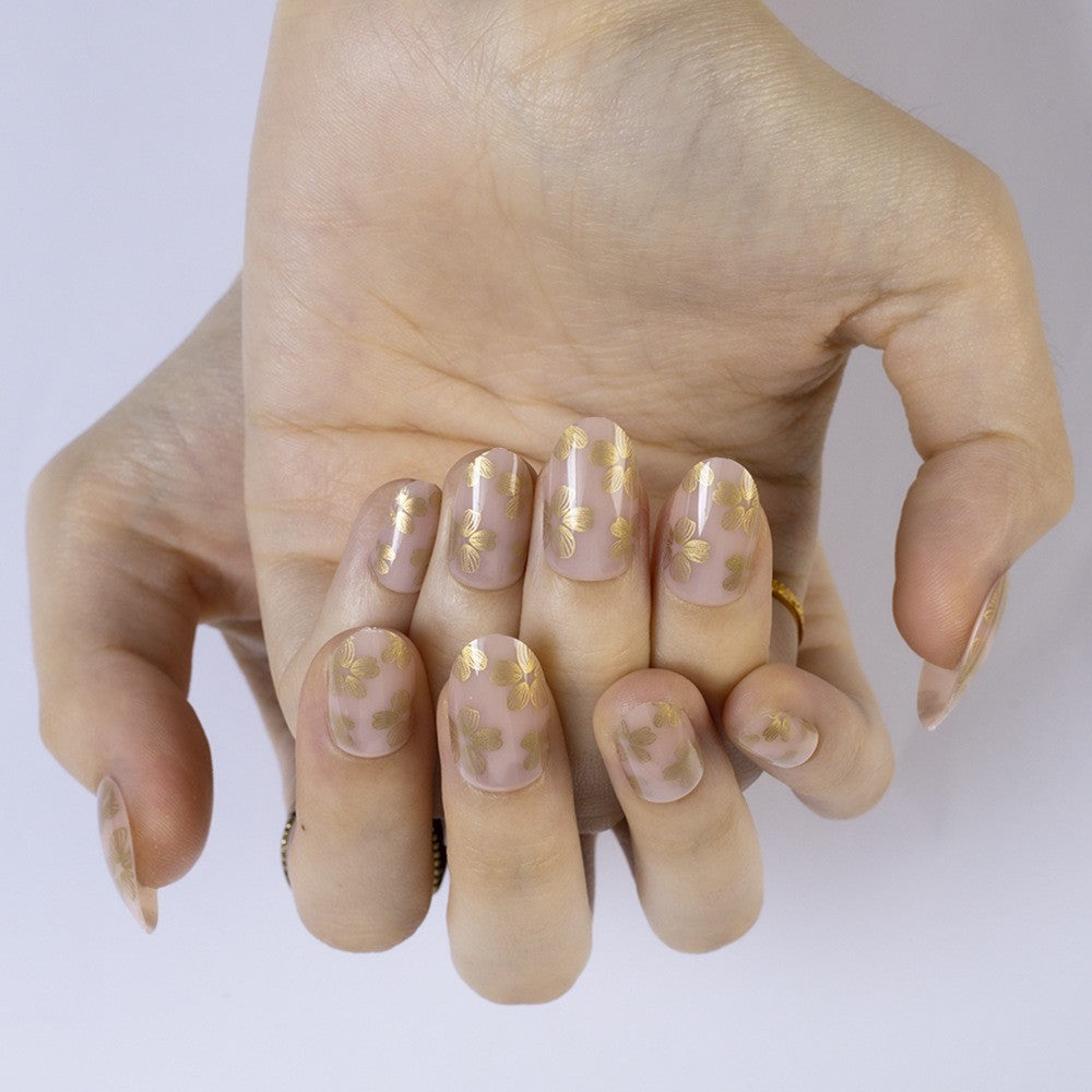 Elegante Nagelpflege Brehn