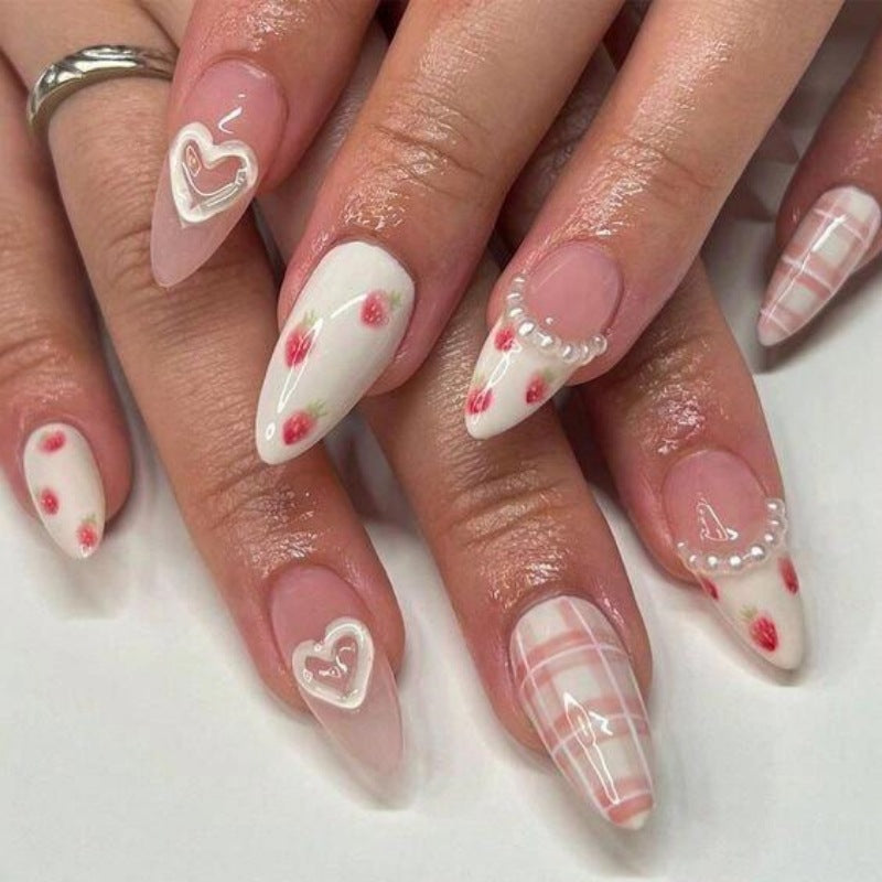 Elegante Press-On Nail Art Brehn