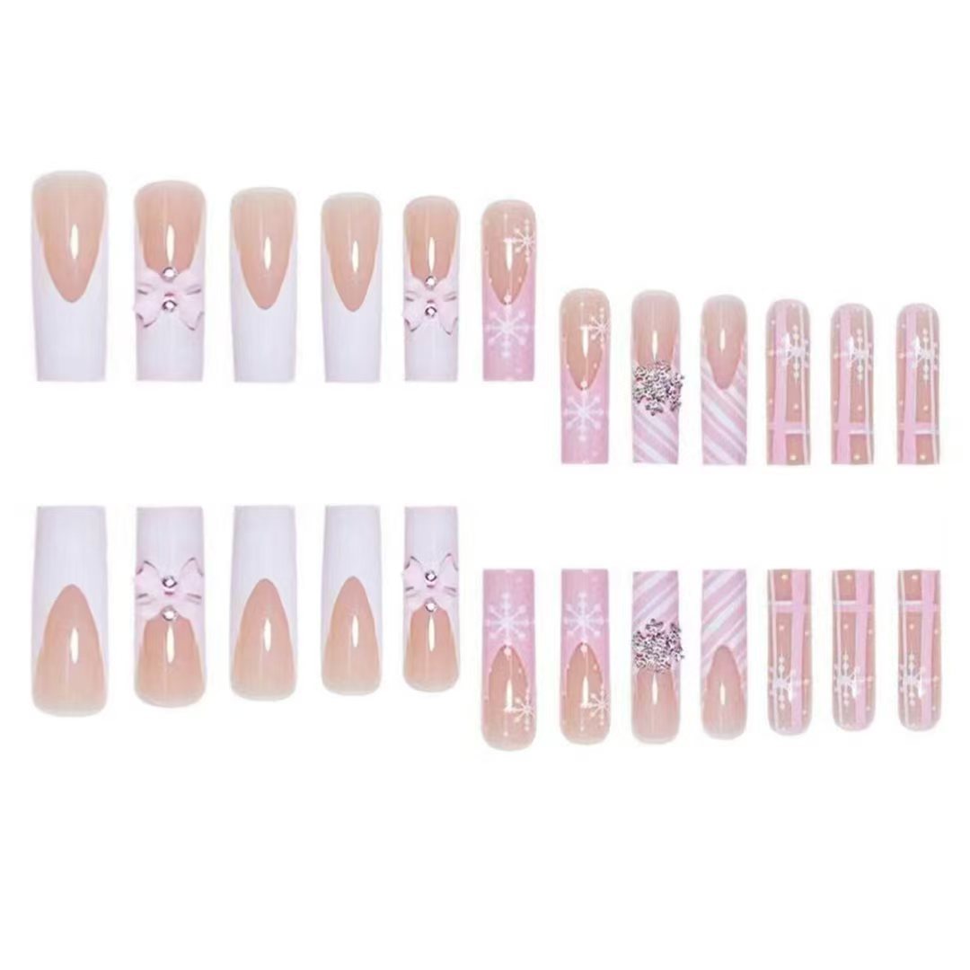 Elegante dekorative Nagelkunst-Verzierungen Brehn