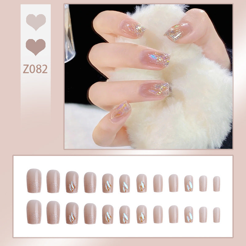 Kunstnagelset mit glitzernden holografischen Akzenten Brehn