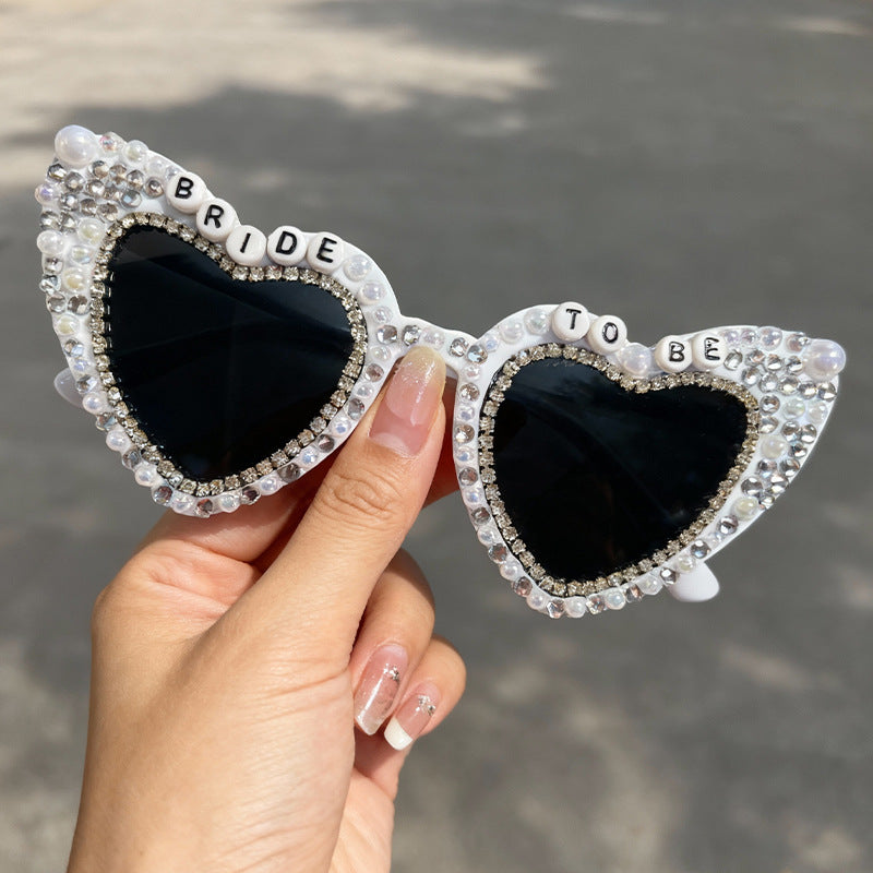 Herzförmige mit Perlen verzierte Sonnenbrille Brehn