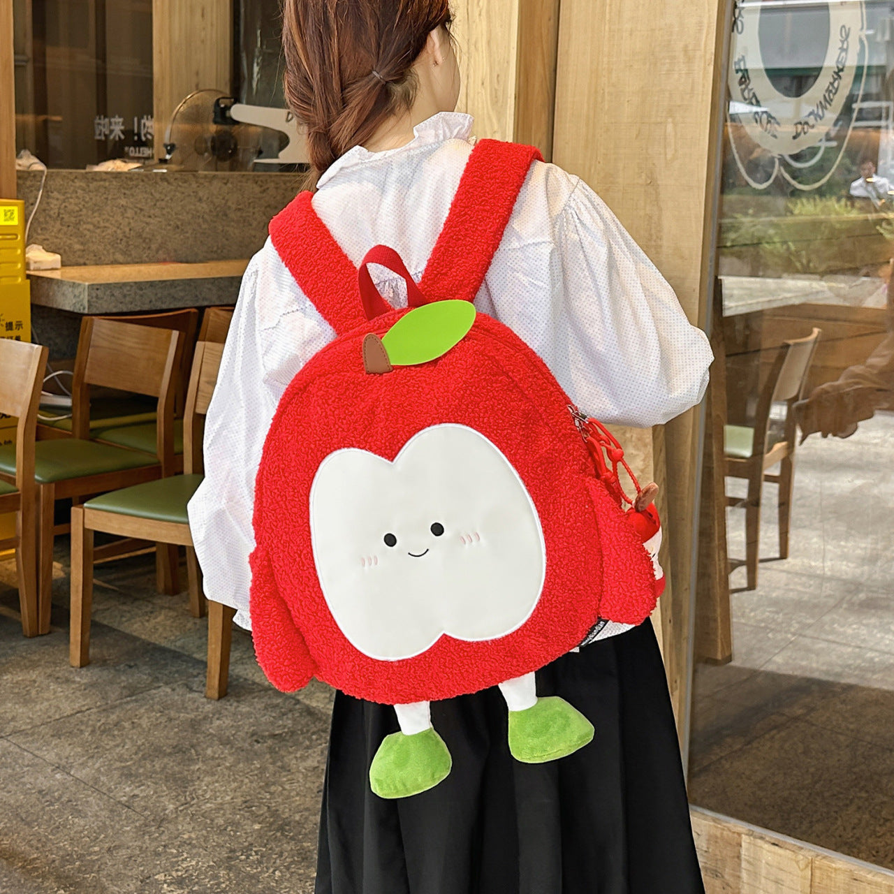 Plüsch-Apfel-Rucksack mit Tierischem Charme Brehn