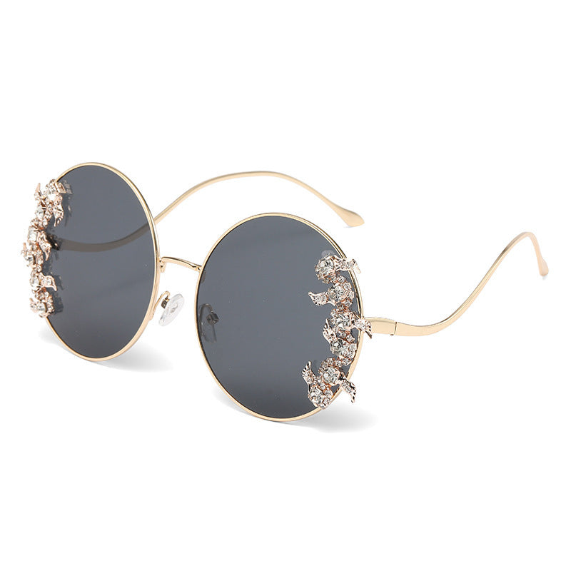 Damen Glamouröse Sonnenbrille mit funkelnden Strass-Details Brehn