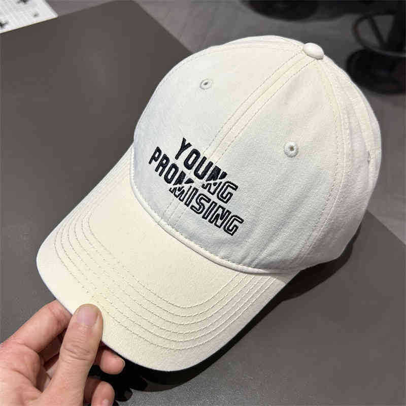 Unisex Relaxed Fit Casual Cap Brehn